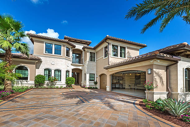 Best Local Driveway Pavers  in Hugo, MN